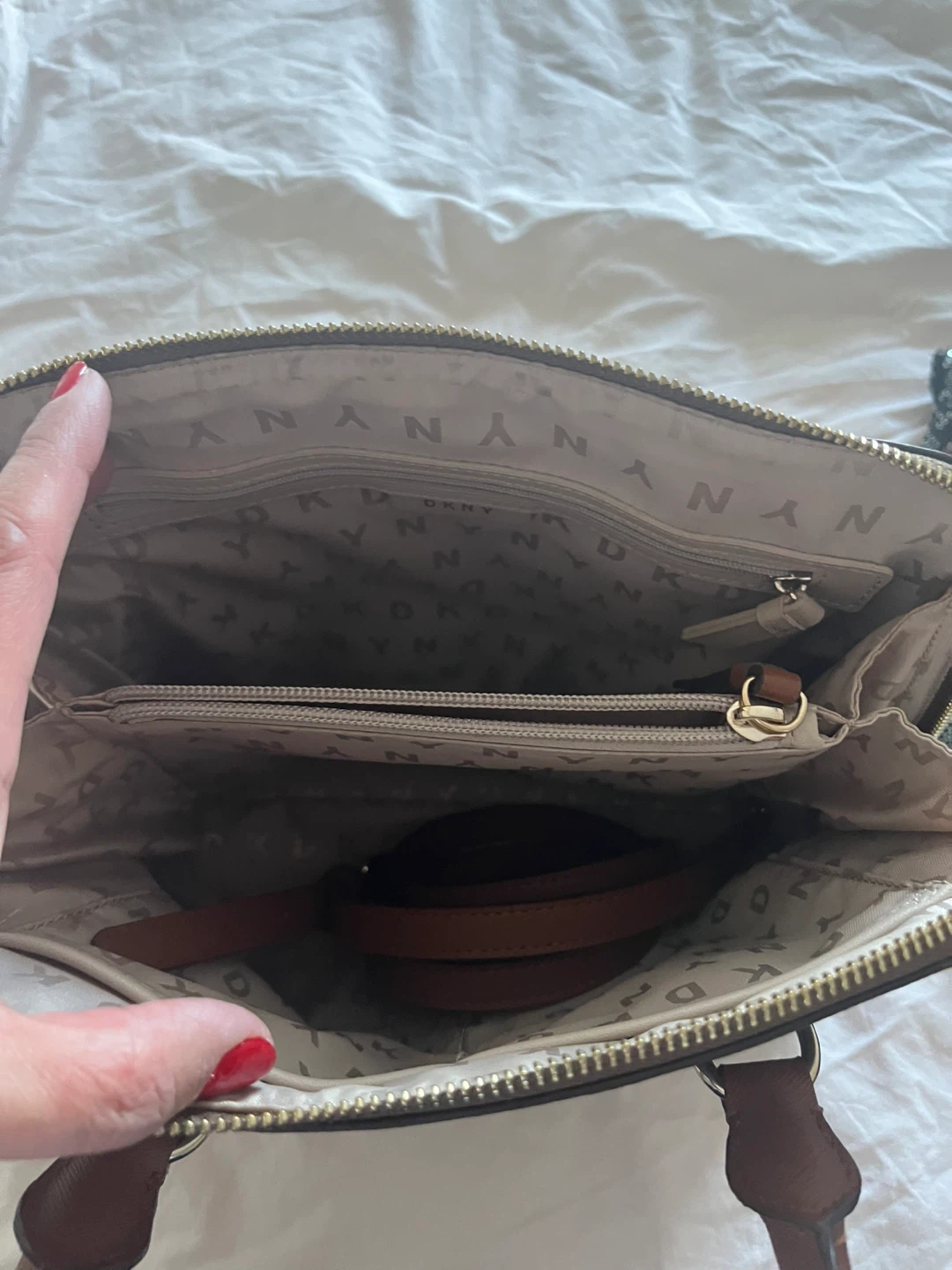 DKNY  Brown purse - photo 2