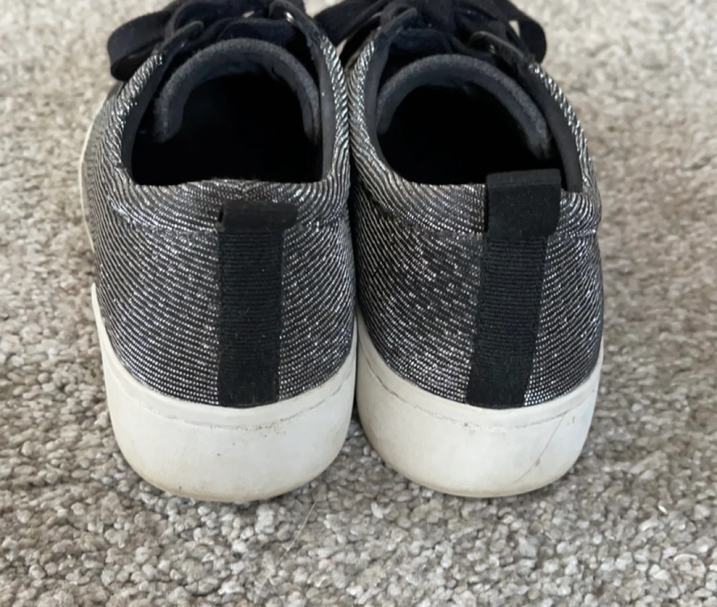 Michael Kors Sneakers, Size 8 - photo 3