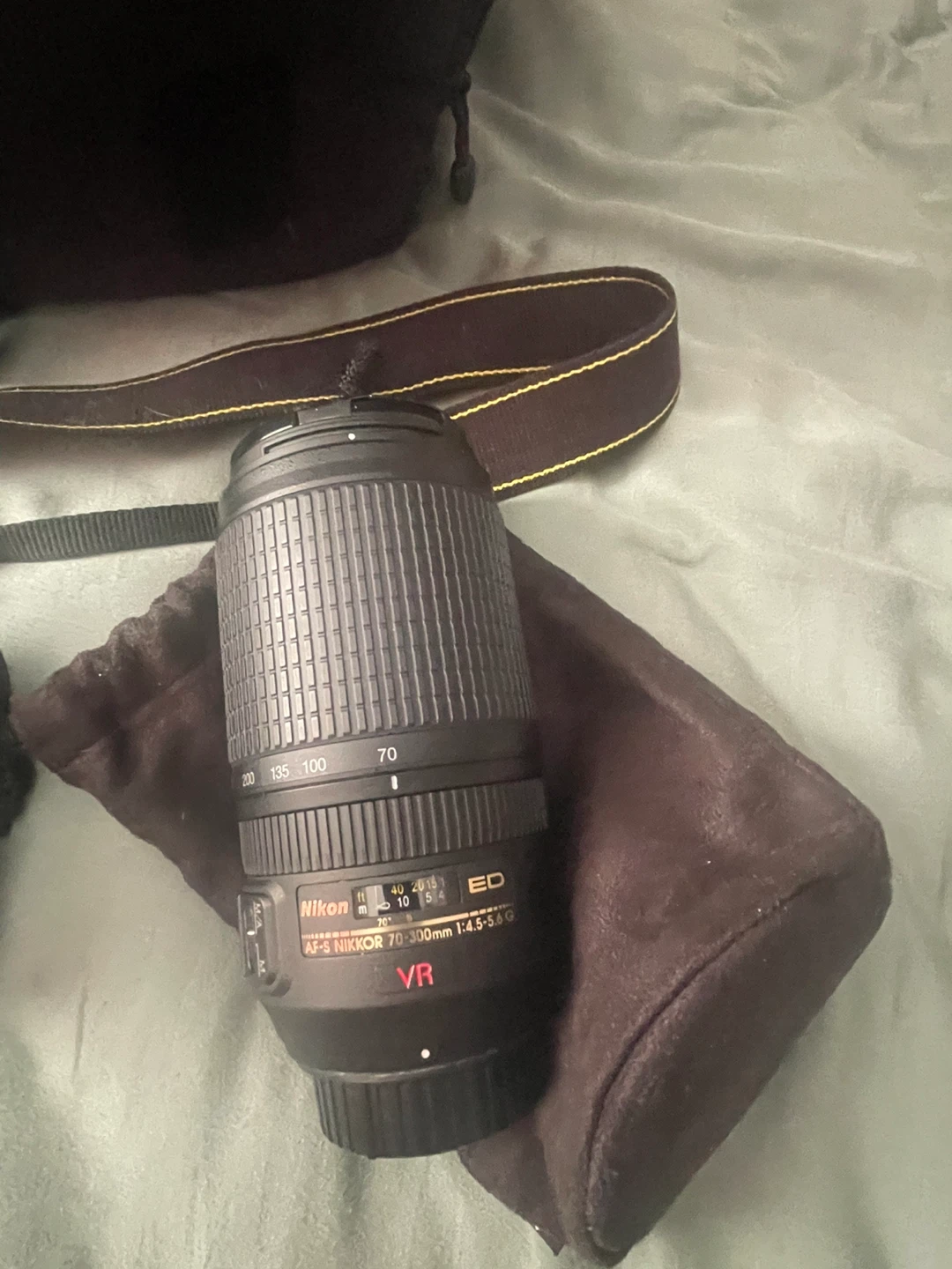 Nikon D3100 DSLR Camera with 2 Lenses & Bag - photo 3
