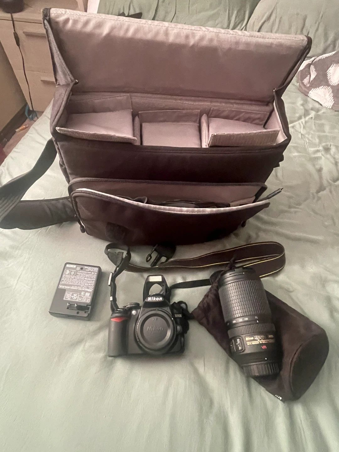 Nikon D3100 DSLR Camera with 2 Lenses & Bag - photo 2