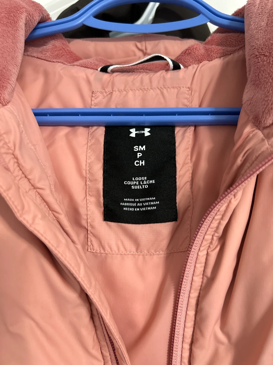 Under Armour Puffer Jacket - Size Small - photo 2