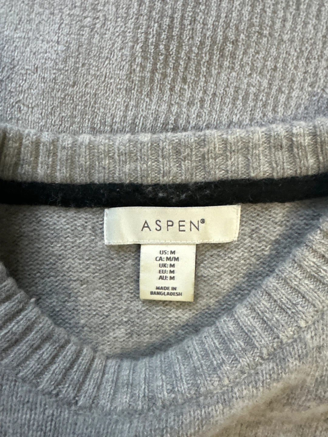 Aspen Grey Sweater - Size Medium - photo 3