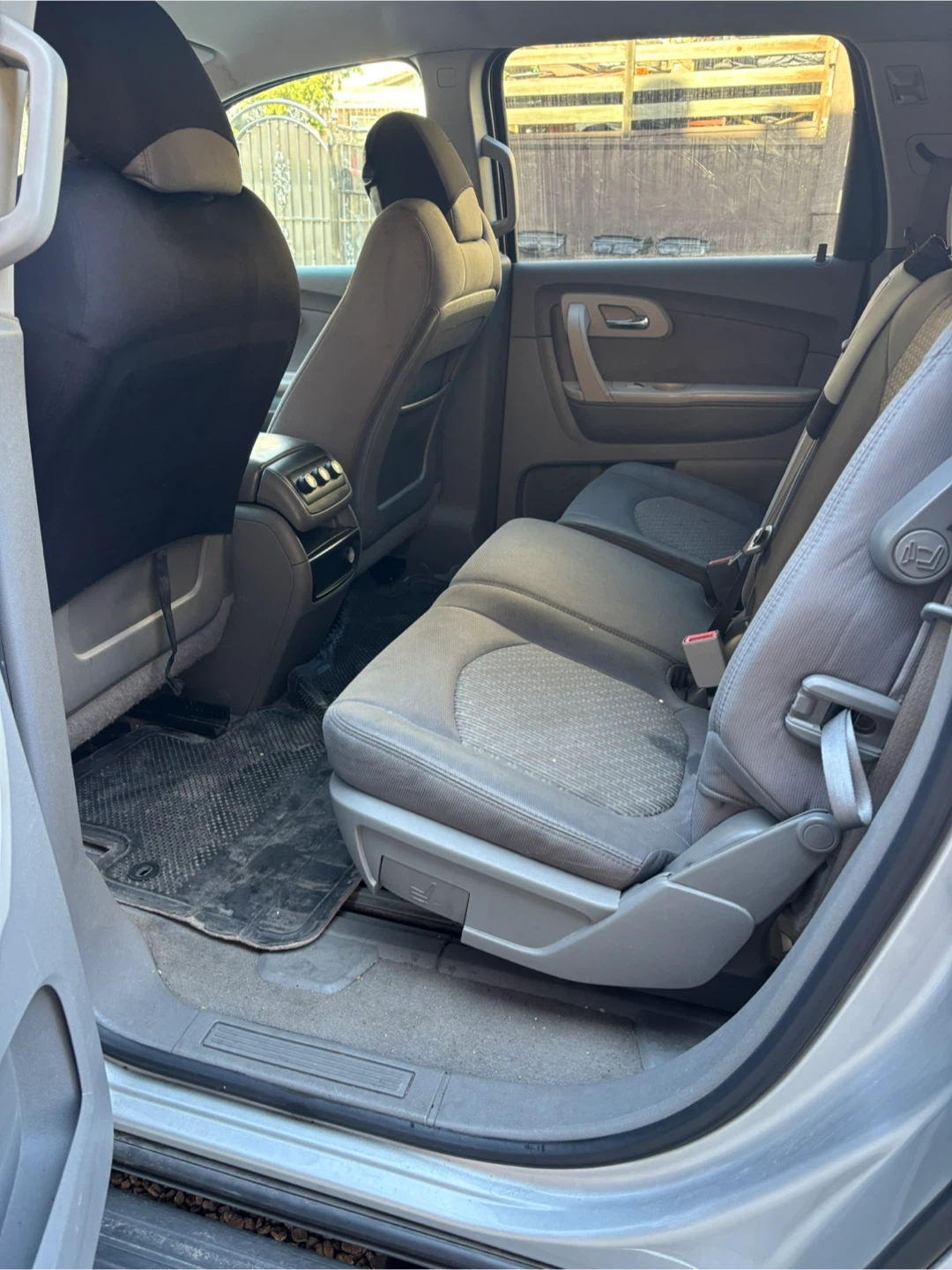 Silver Chevrolet Traverse SUV - photo 3
