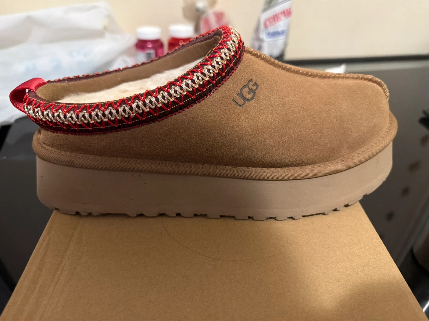 UGG Tasman Platform Clogs - Size 9 - photo 3