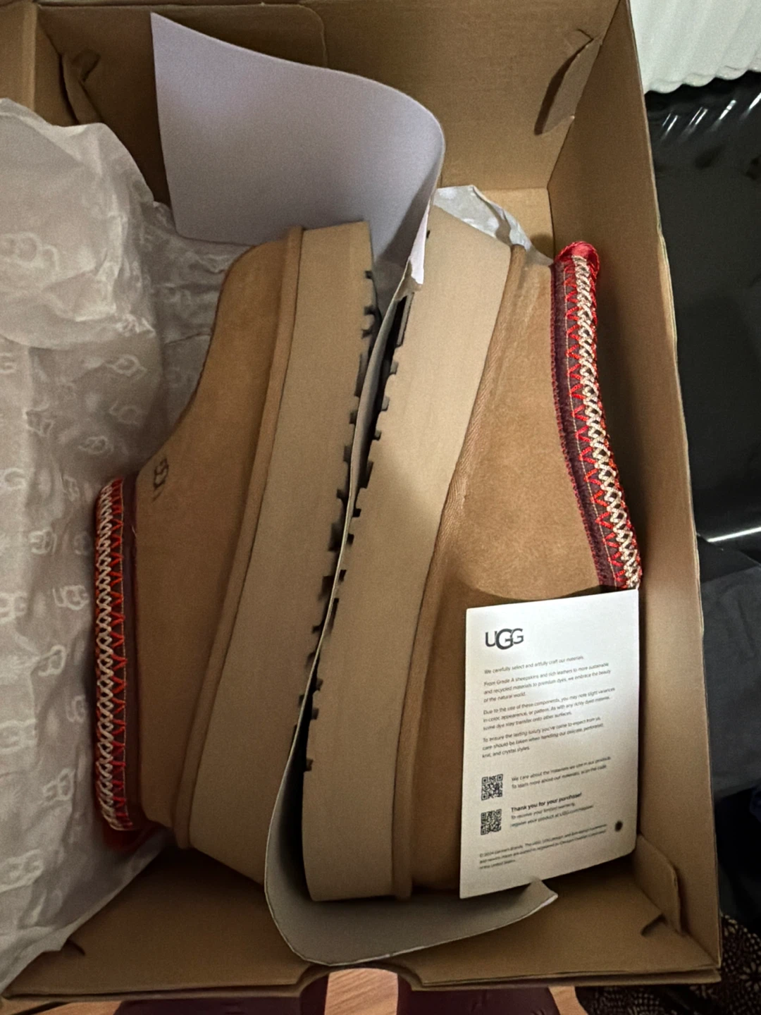 UGG Tasman Platform Clogs - Size 9 - photo 2