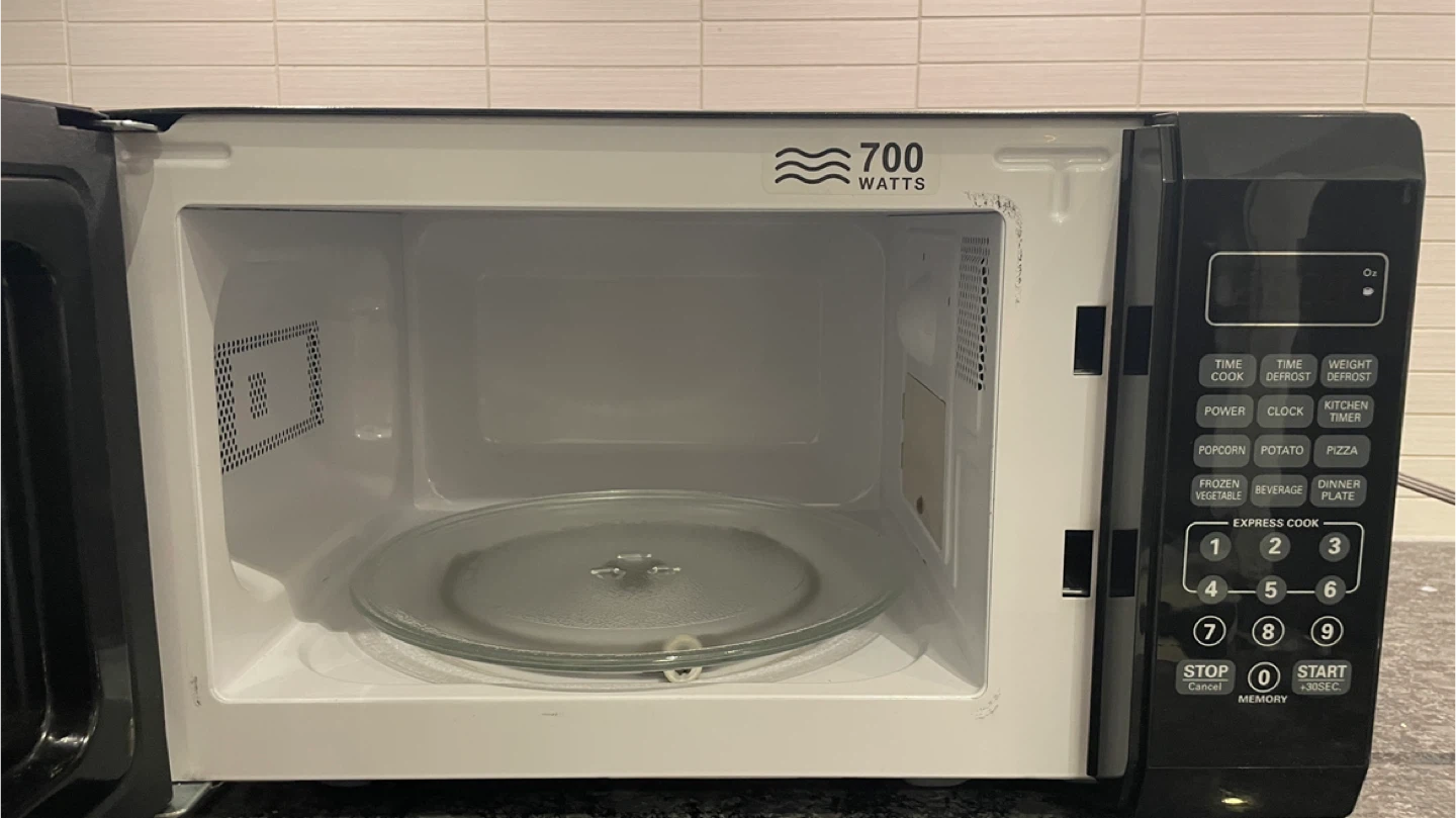 Mainstays Microwave, 0.7 cu ft 700-Watt - photo 2