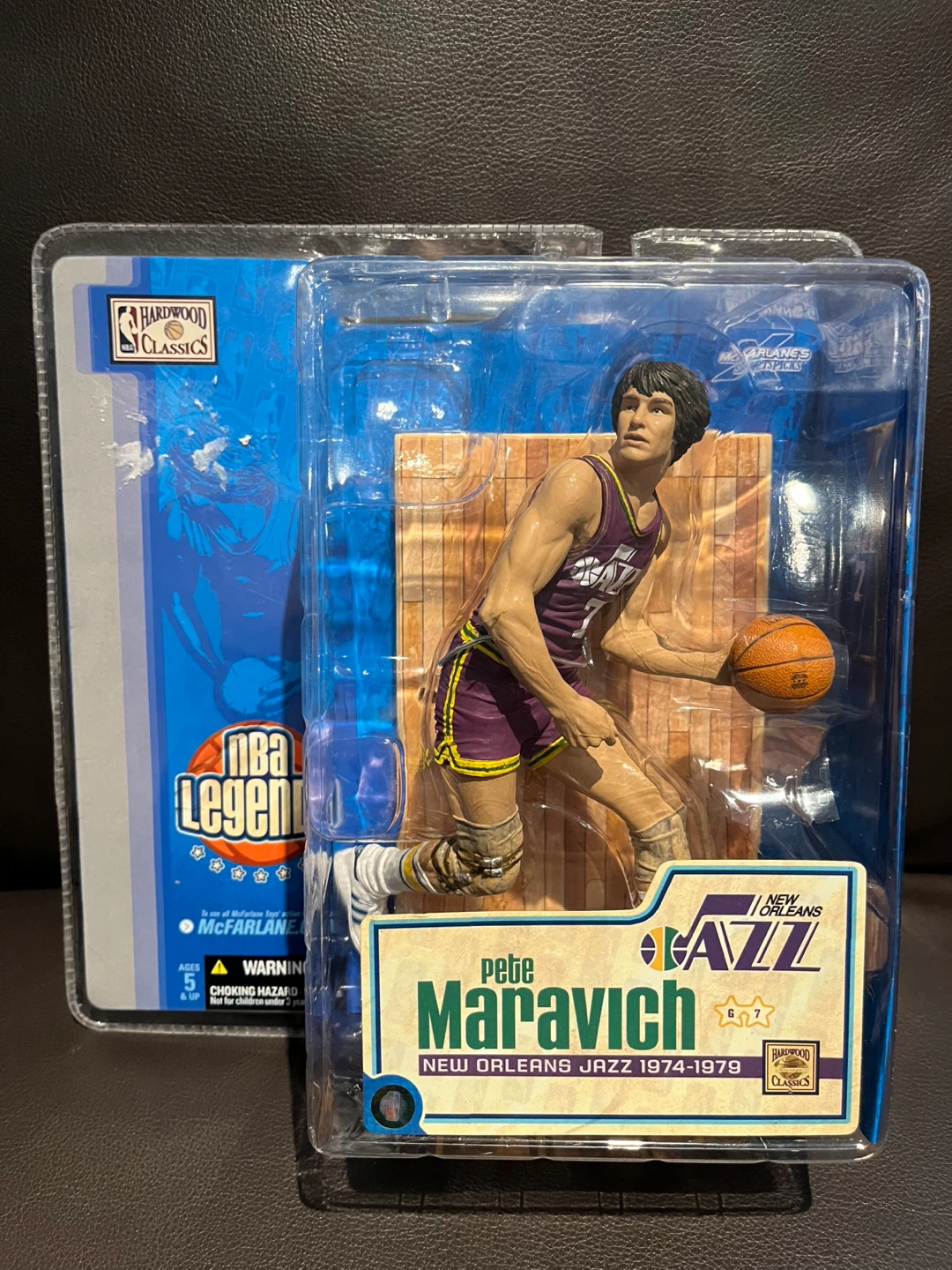 NWT McFarlane NBA Legends Pete Maravich Action Figure - photo 3