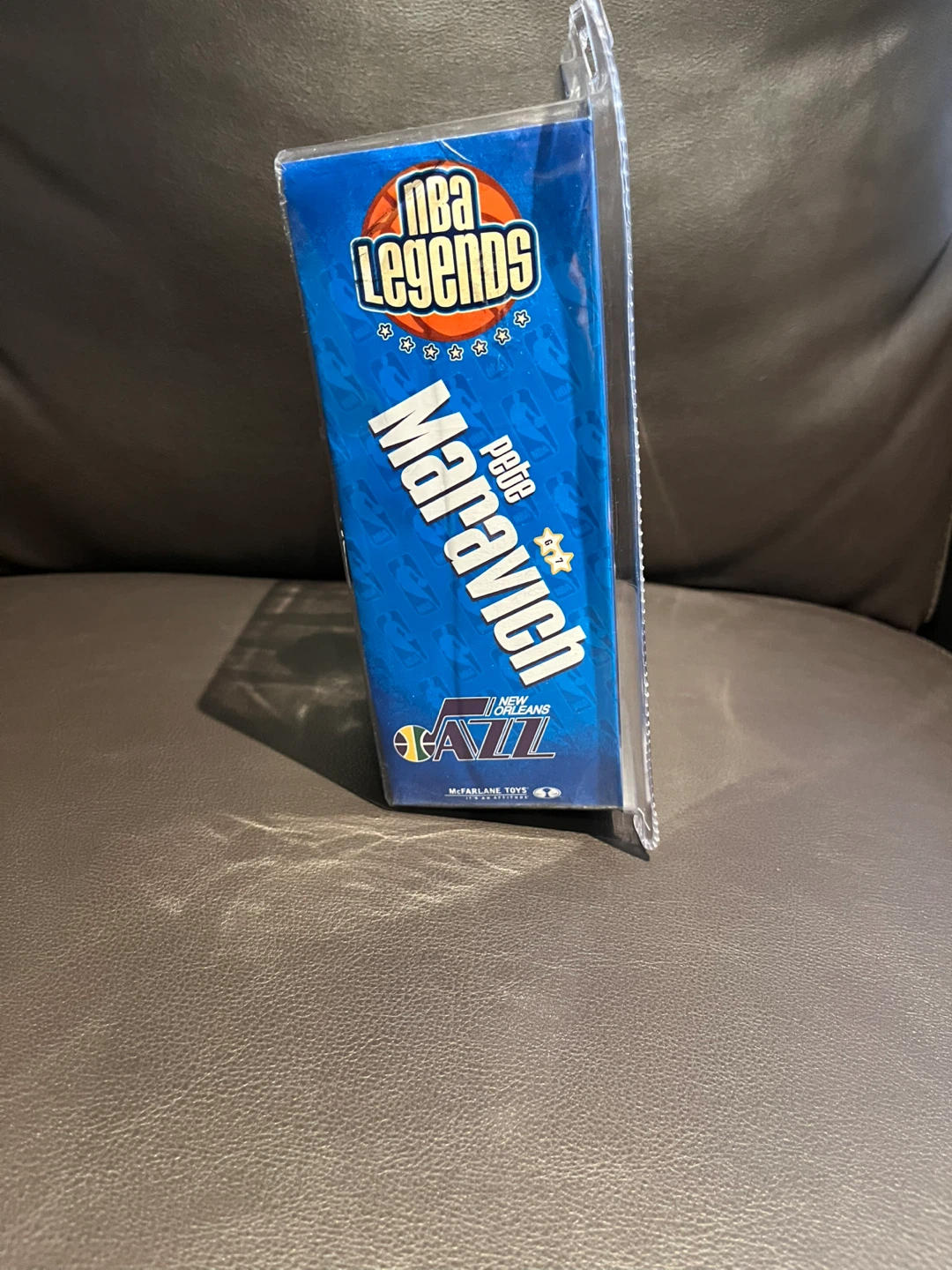 NWT McFarlane NBA Legends Pete Maravich Action Figure - photo 5