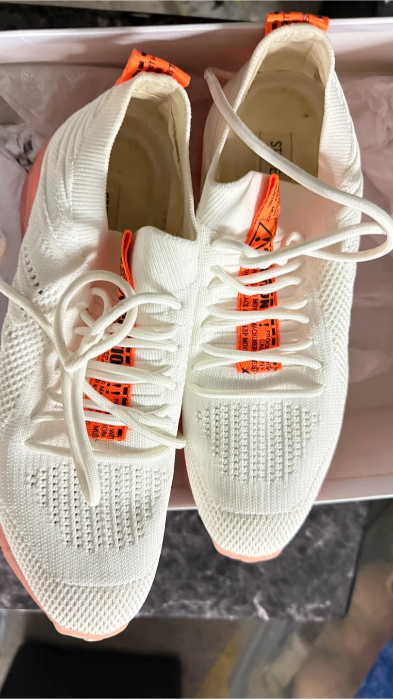 Steve Madden Celloon Sneakers - Size 8.5 - photo 2