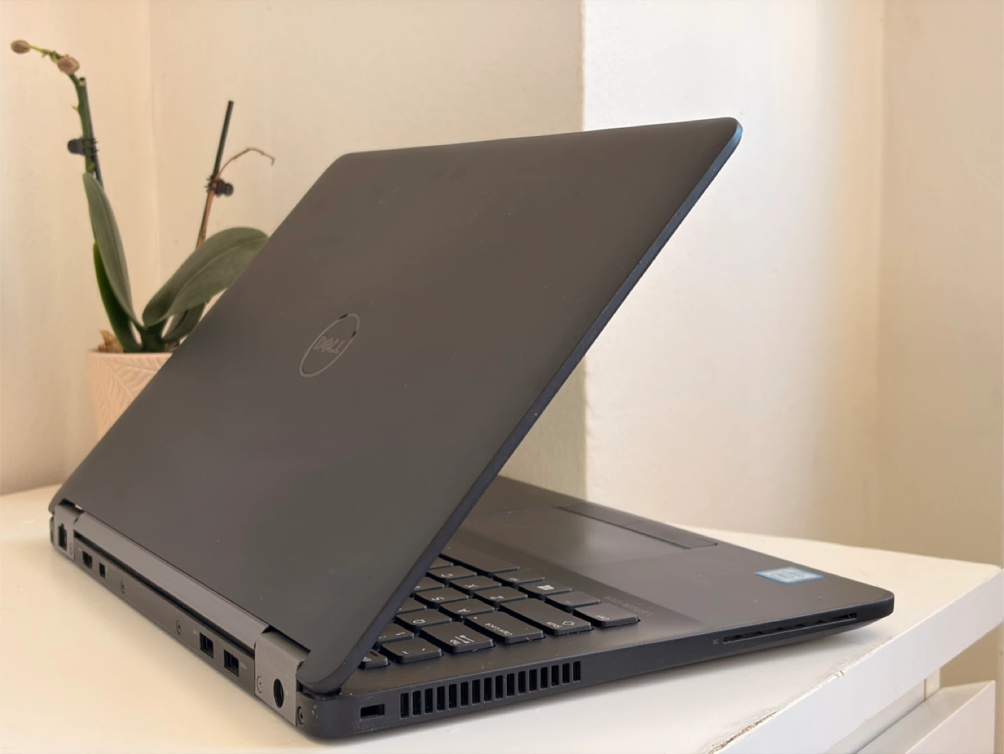 Dell Latitude E7270 Laptop | Core i7 | 8Gb RAM | 500GB SSD - photo 4
