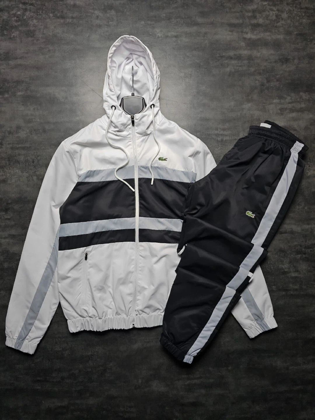 Lacoste Tracksuit - Navy & White - Size Unknown - photo 2