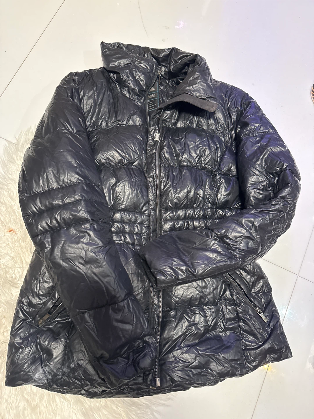 Columbia Black Puffer Jacket, Size M - photo 2