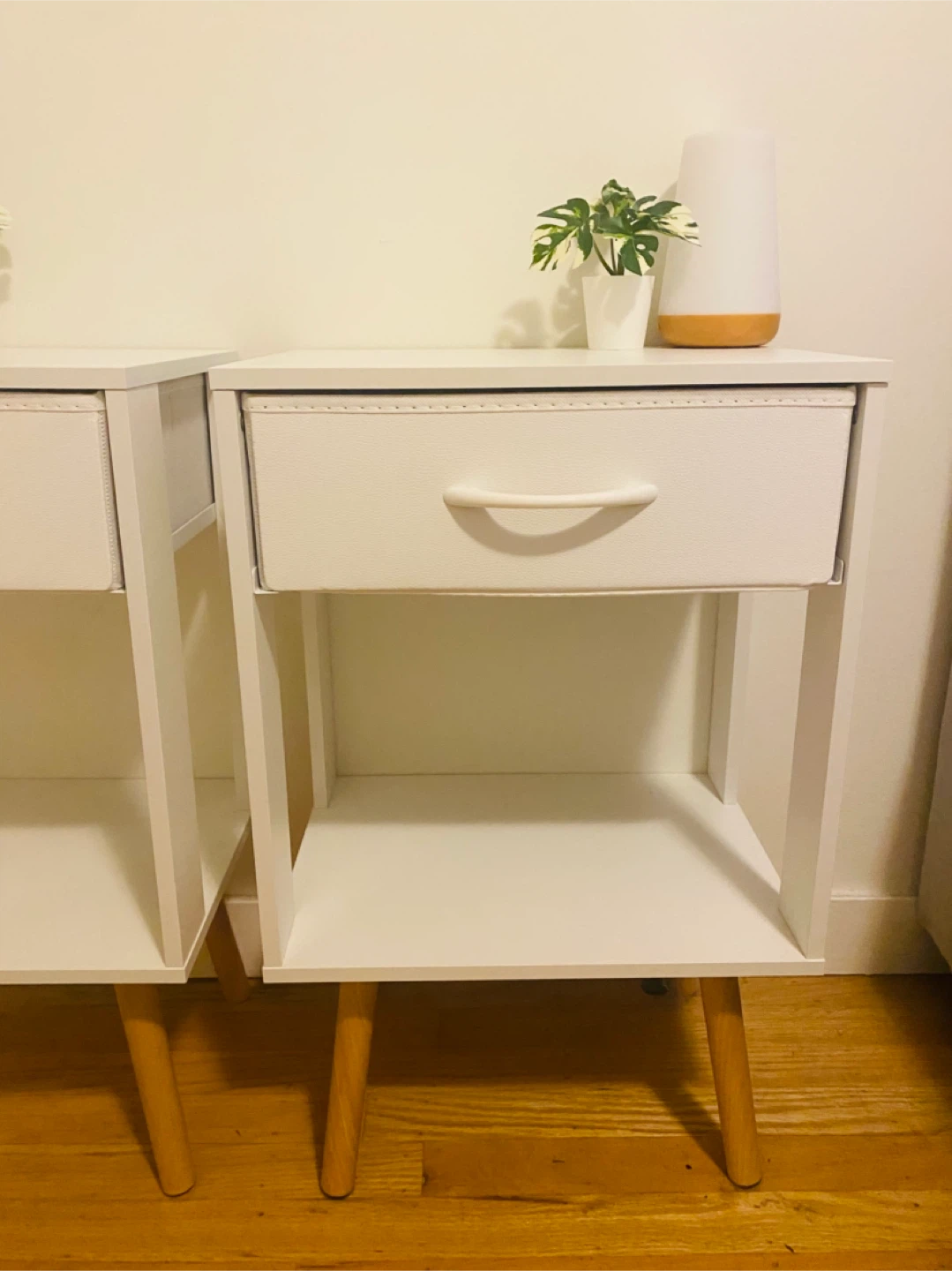 White Nightstands (Set of 2) - photo 3