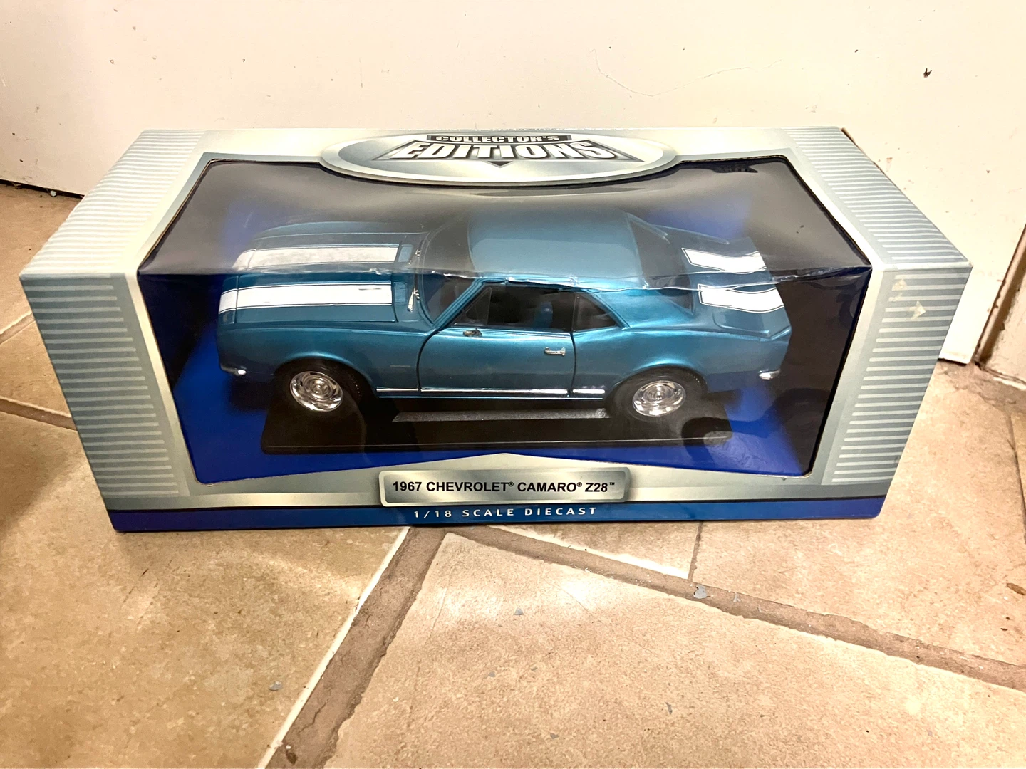 Maisto Special Edition 1967 Chevrolet Camaro