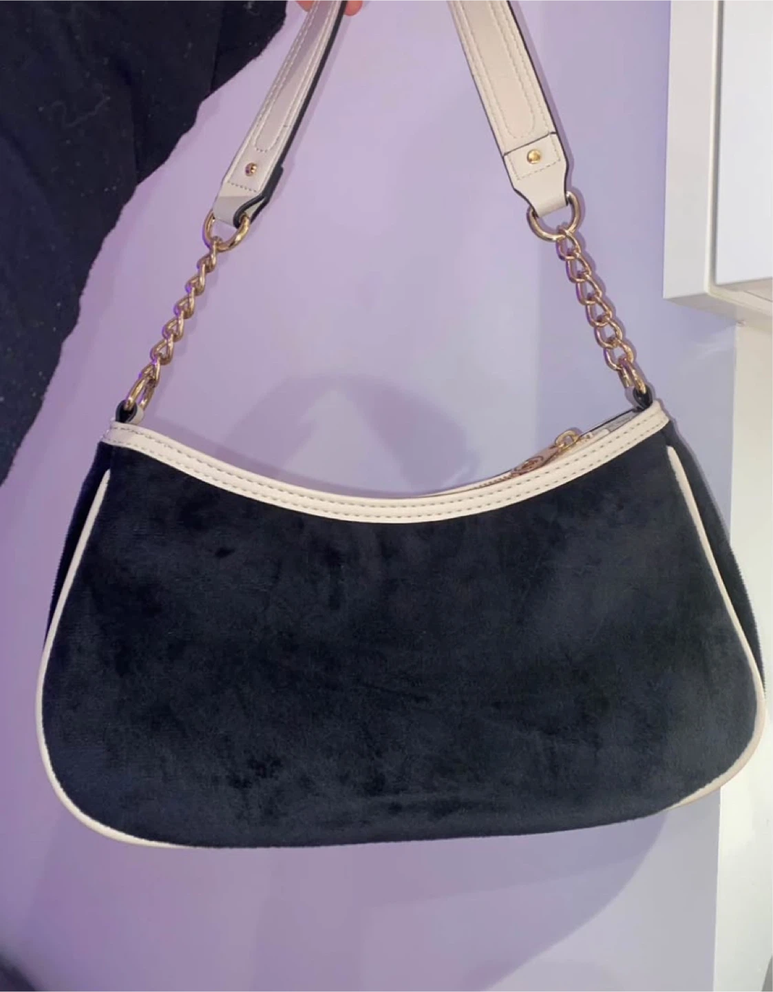 Juicy Couture Shoulder Bag - photo 2