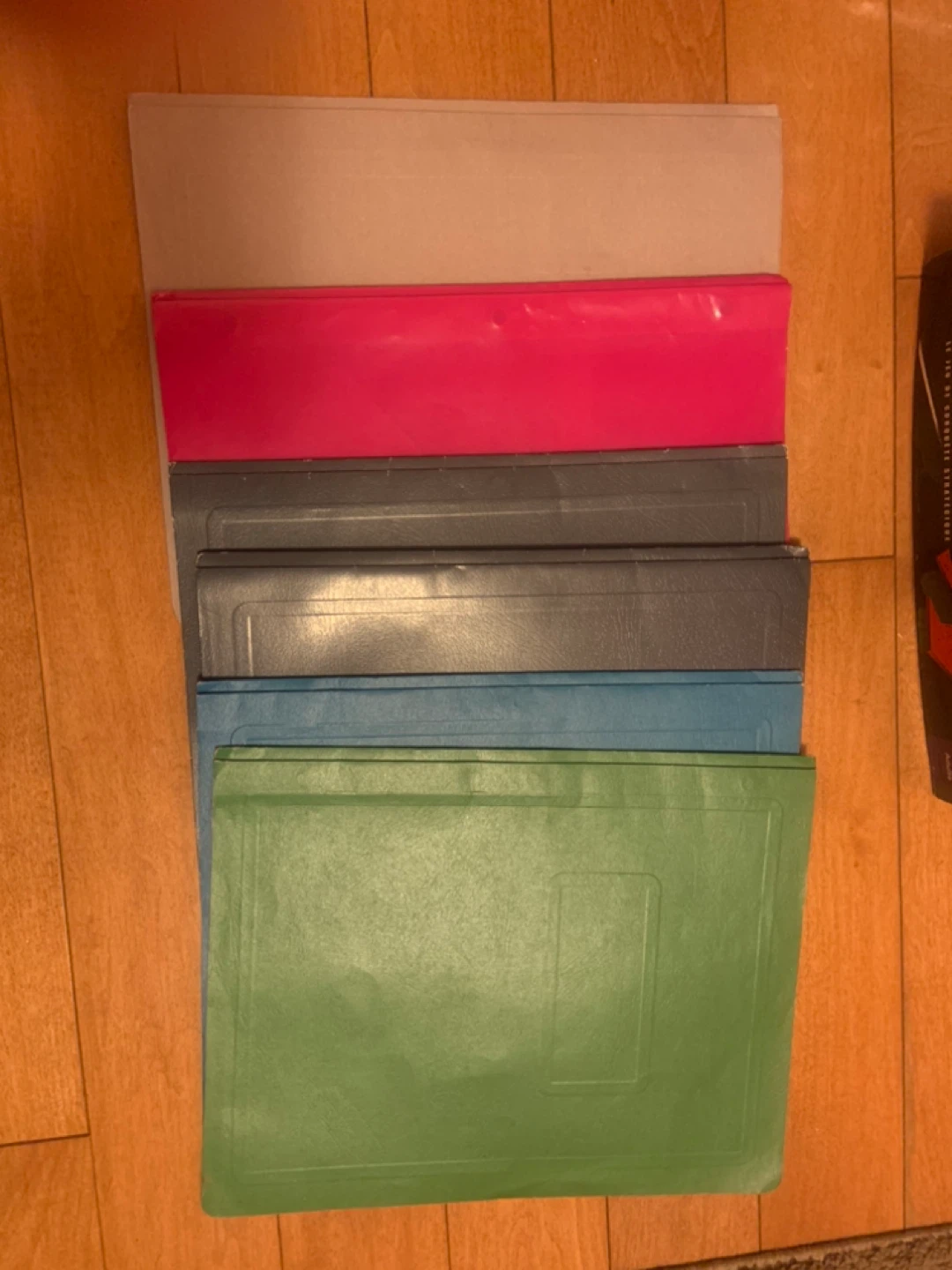 6 Colorful File Folders/Duotangs