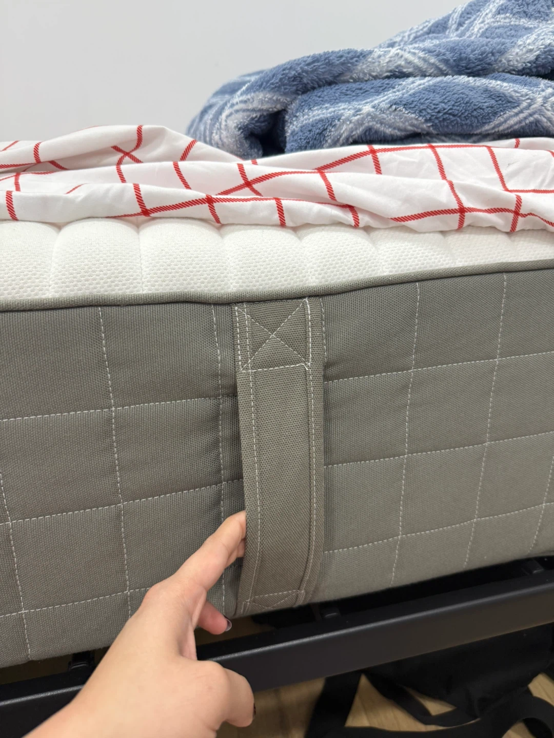 IKEA Mattress 38 1/4" x 74 3/8" - photo 2