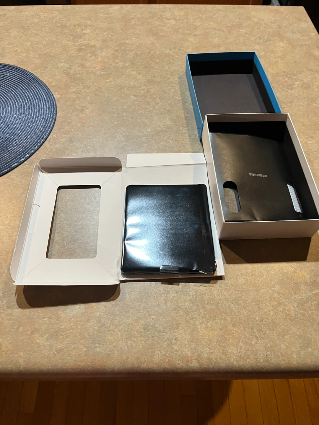 Samsung Galaxy Z Fold3 5G - Phantom Black - photo 2