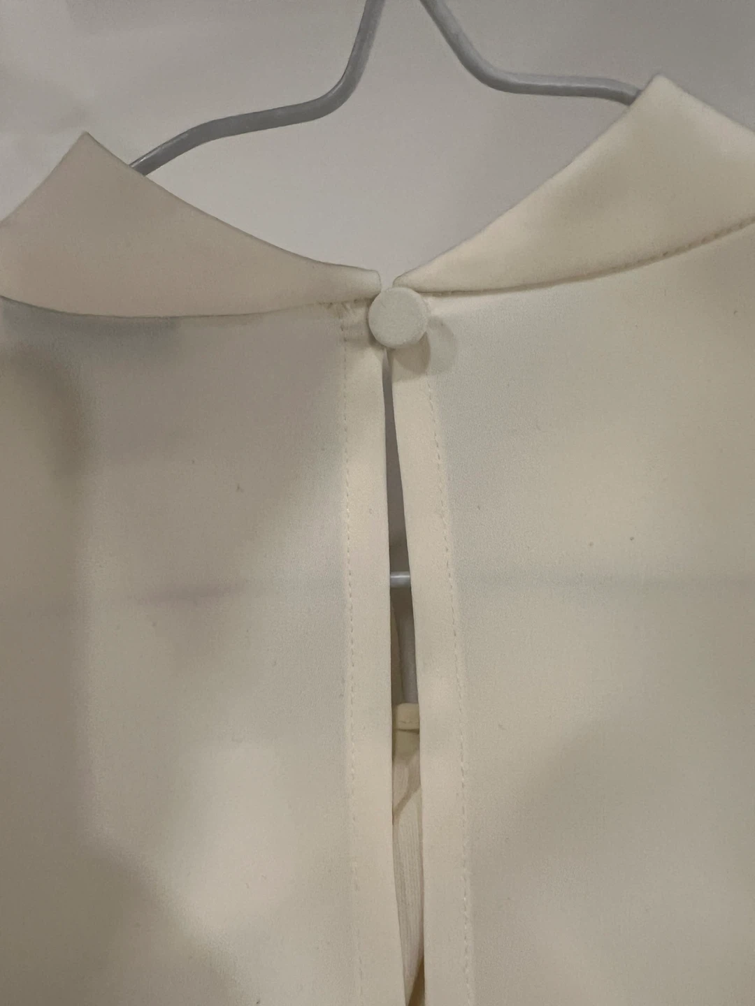 Club Monaco Cream Sleeveless Top - Size S - photo 4