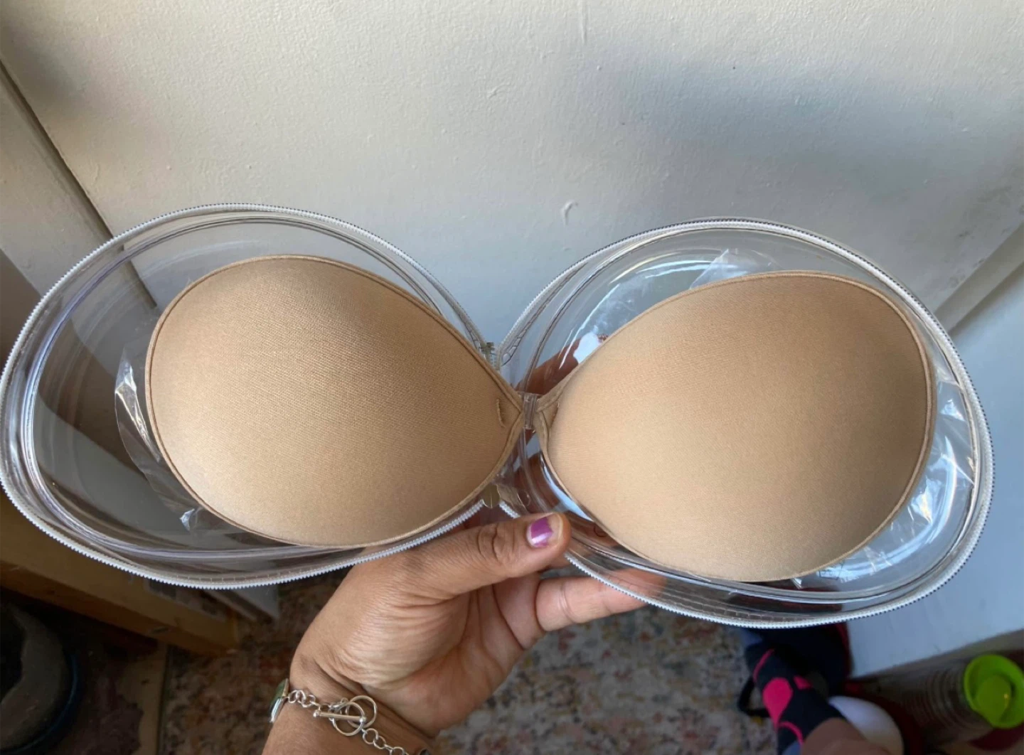 New Wingslove Adhesive Bra Size C - photo 2