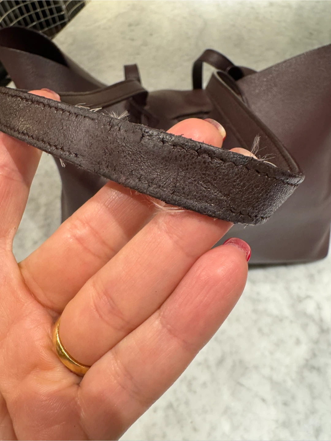 Saint Laurent Leather Tote Bag - photo 5