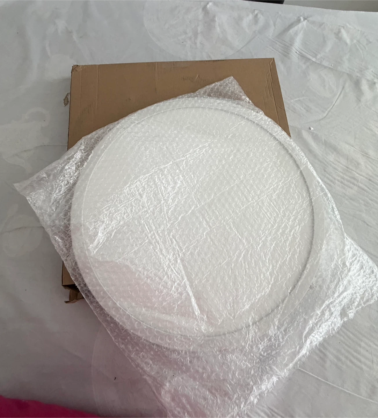 New White Round Ceiling Light with Box