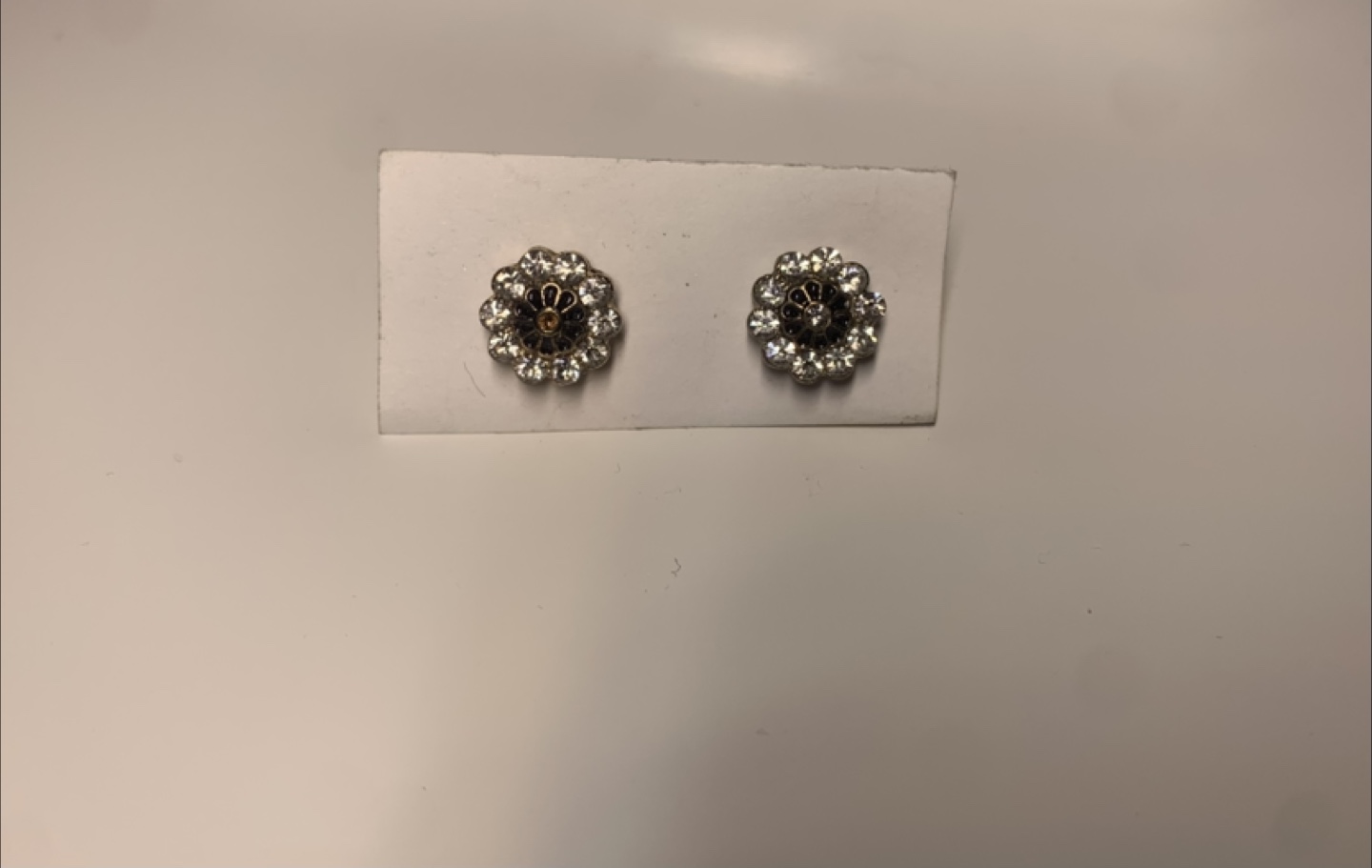 Flower Stud Earrings - photo 2