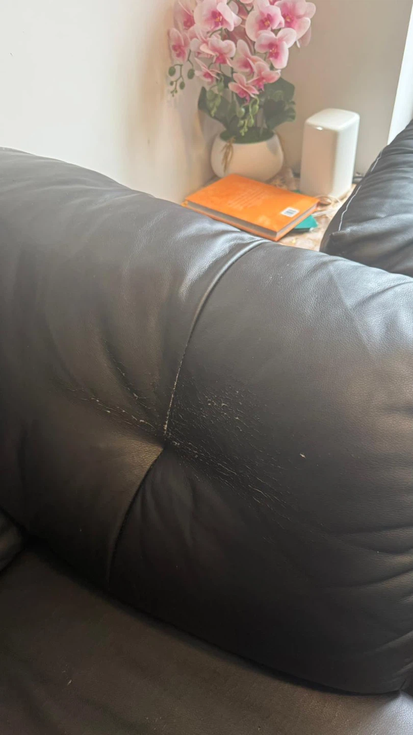 Black faux Leather Sofa - Gently Used ❤️ - photo 3