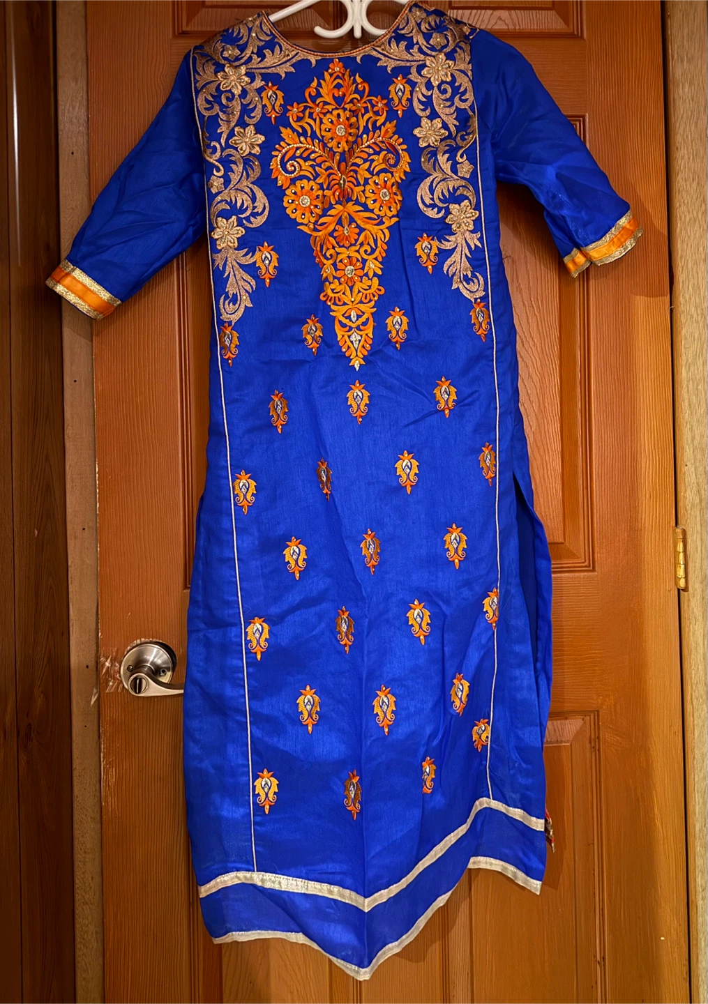 Blue Embroidered Salwar Kameez (M) - photo 3