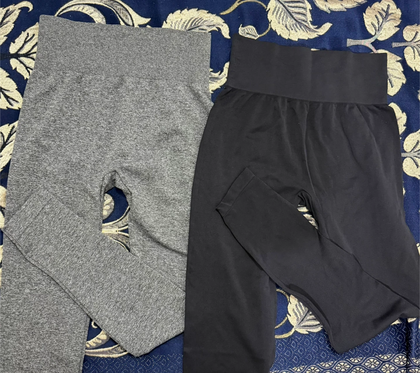 Majora Essentials Leggings - Size M/L - photo 3