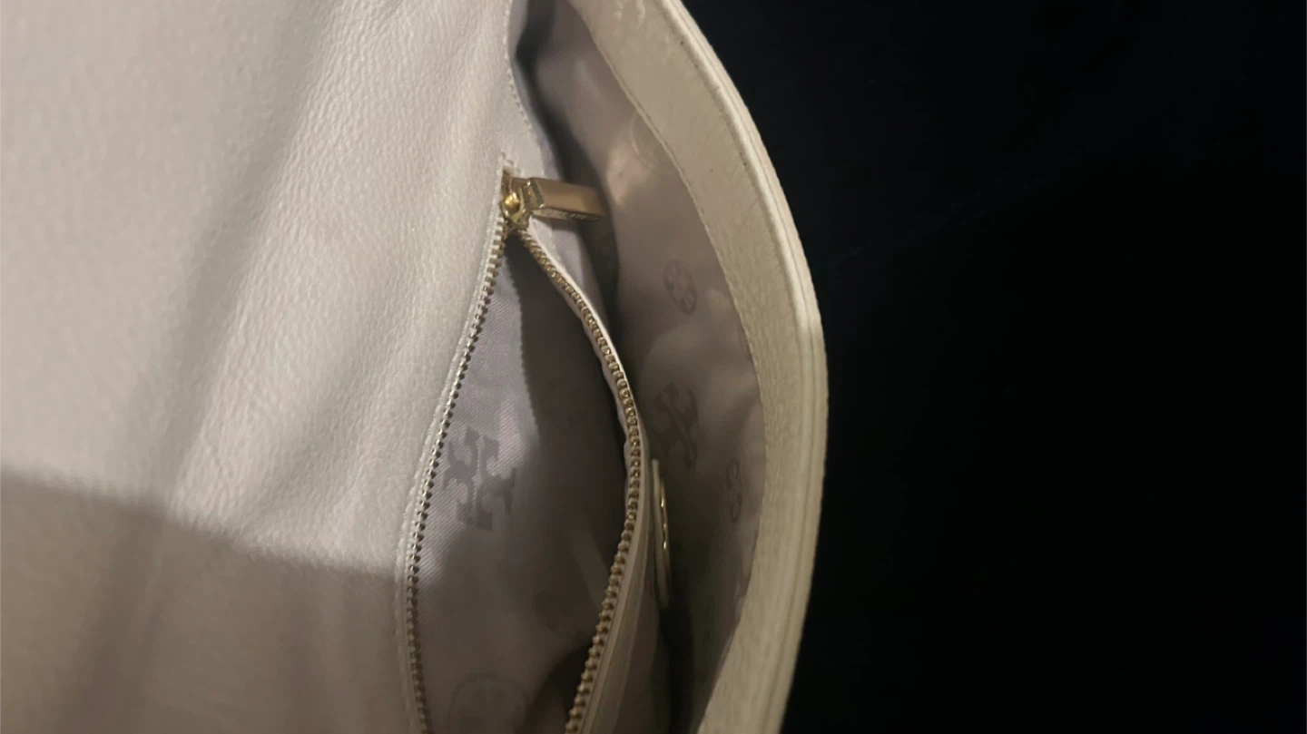 Tory Burch Leather Crossbody Bag - photo 3