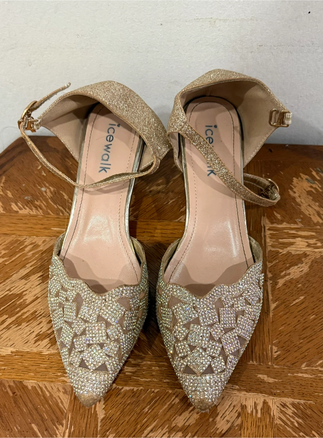 Icewalk Gold Glitter Heels - Size 8 - photo 2