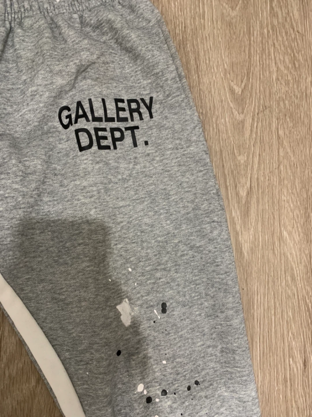 Grey Gallery dept. sweats - photo 2