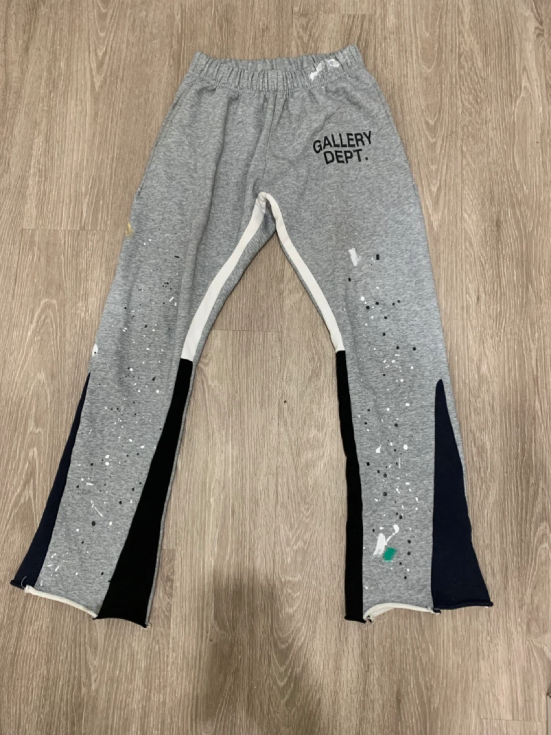 Grey Gallery dept. sweats