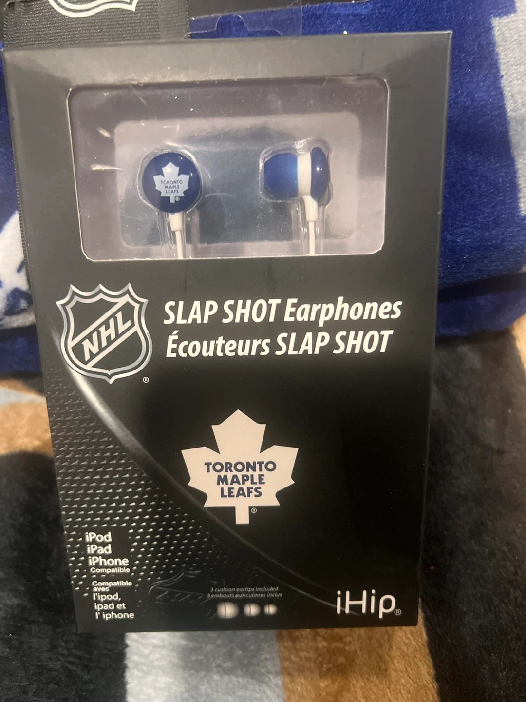 NHL Toronto Maple Leafs Slap Shot Earphones - New!