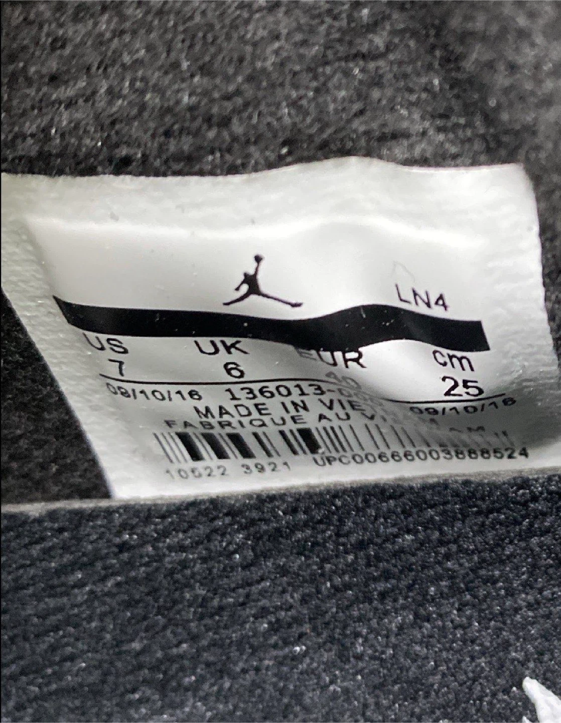 Jordan 4 Retro Black Cat Size 7 US - photo 2