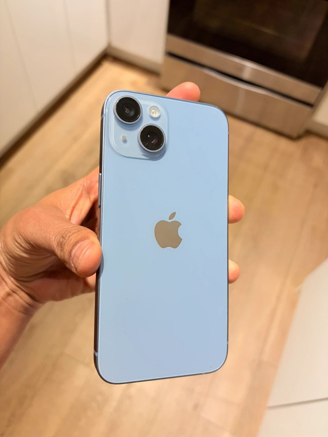 iPhone 14 Blue with Case 128 GB