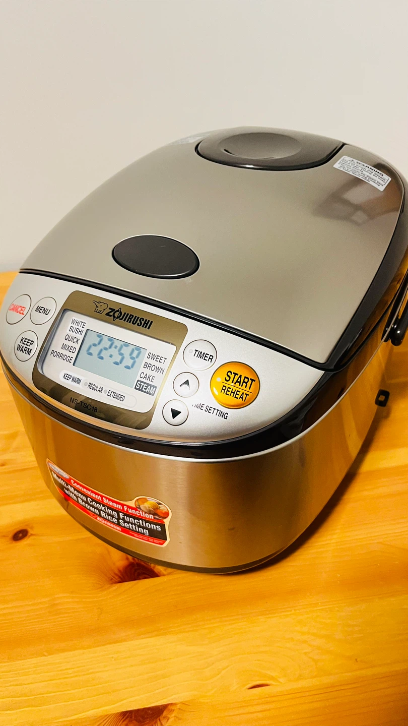 Zojirushi NS-TSC18 10 Cup Rice Cooker