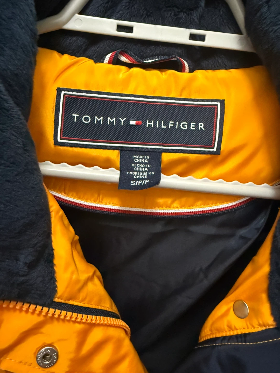 Tommy Hilfiger Yellow Puffer Vest - Size S/P - photo 3