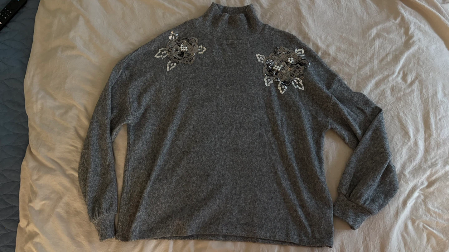 Gray Long Sleeve Top with Floral Detail