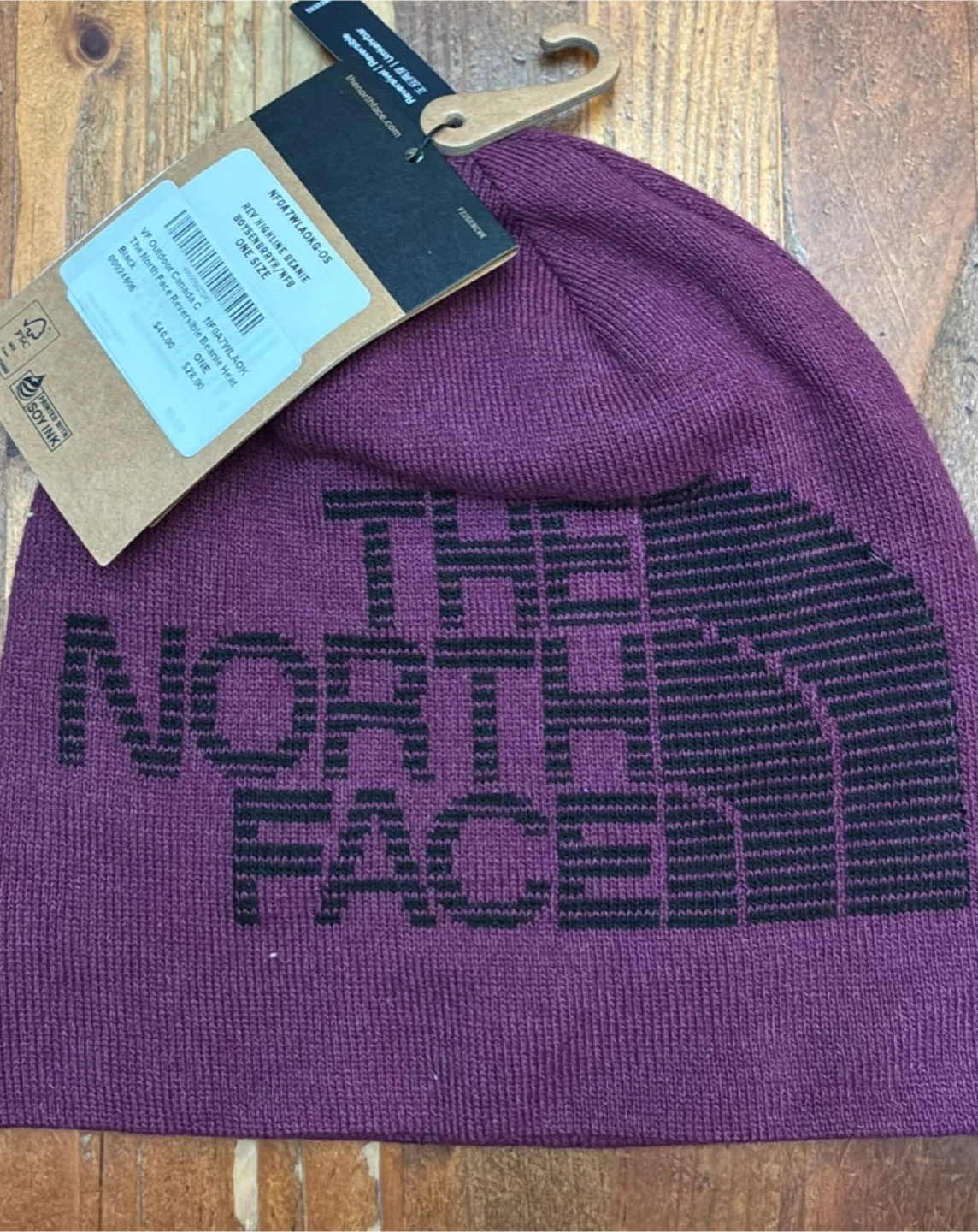 New The North Face Reversible Beanie Toque- Boysenberry, New