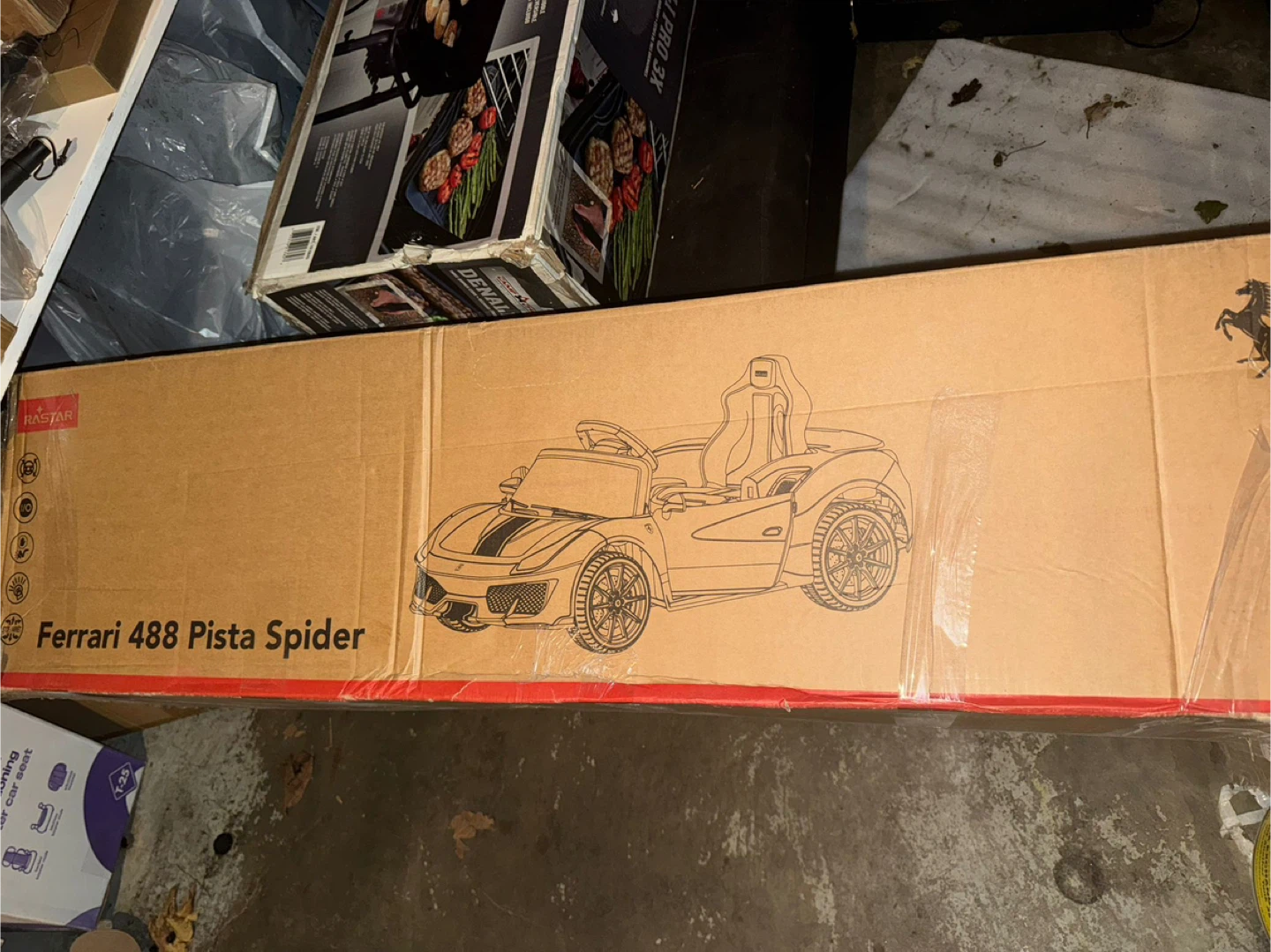 New Ferrari 488 Pista Spider Ride-On Car - photo 5
