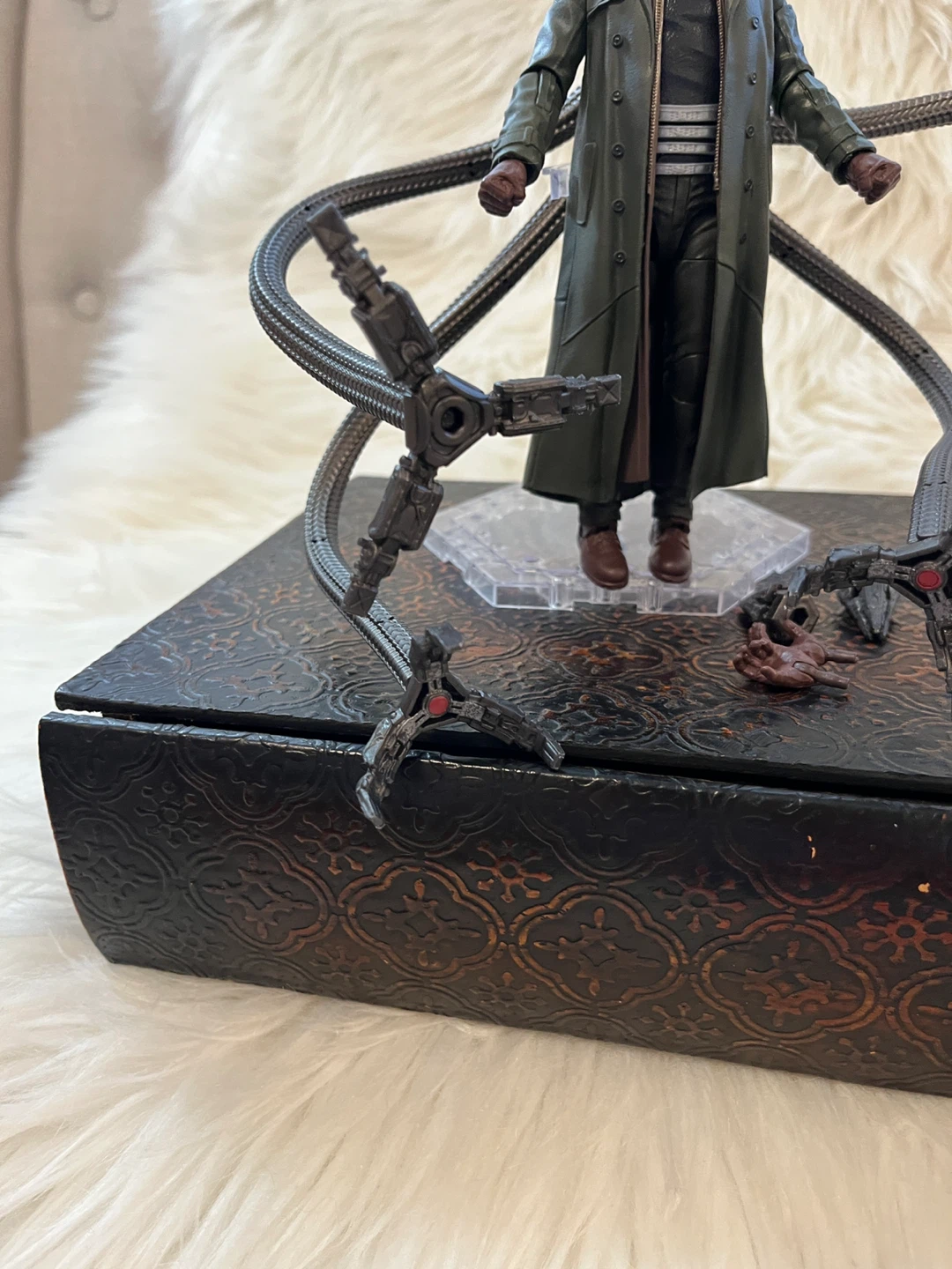 Marvel Legends Doctor Octopus Action Figure - photo 3