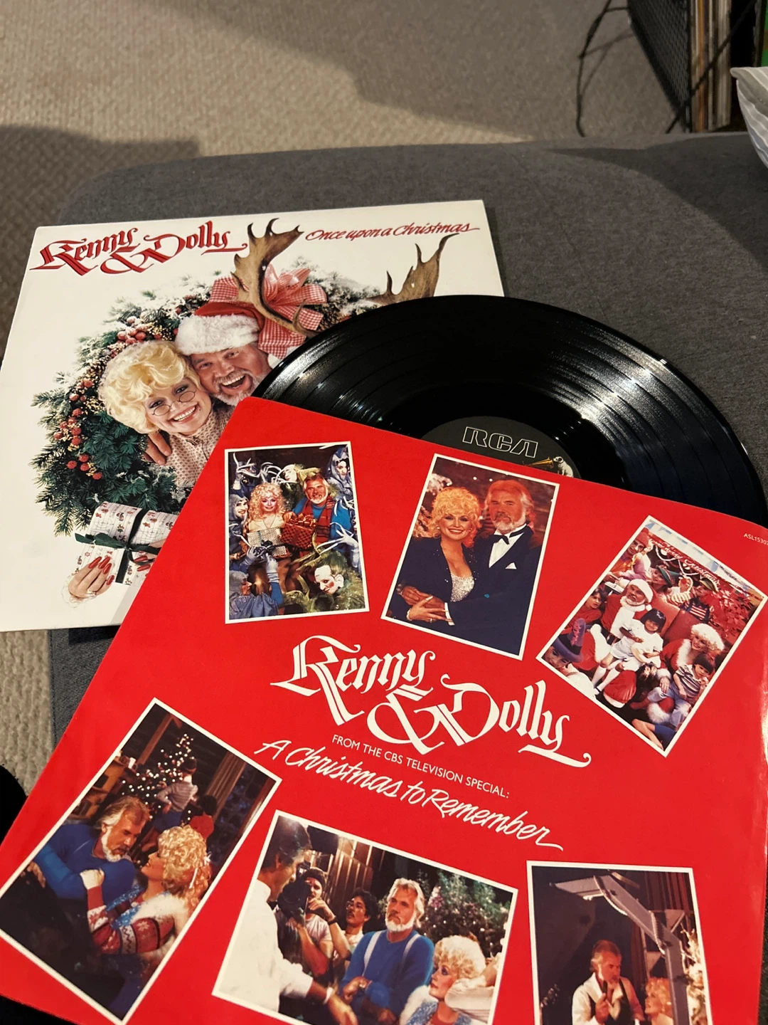 Kenny & Dolly - Once Upon a Christmas Vinyl Record - photo 3