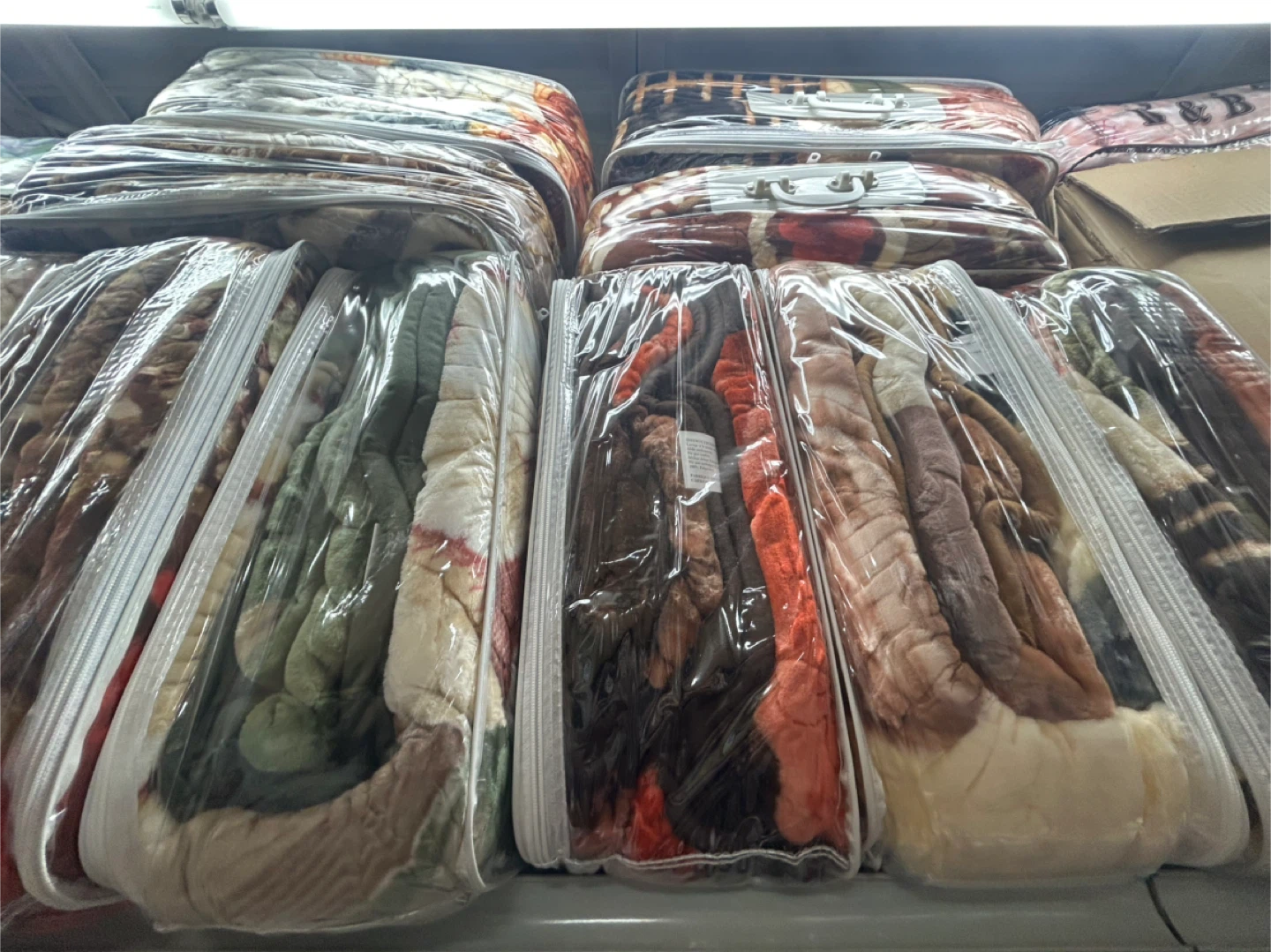 D&B Blankets in Bags
