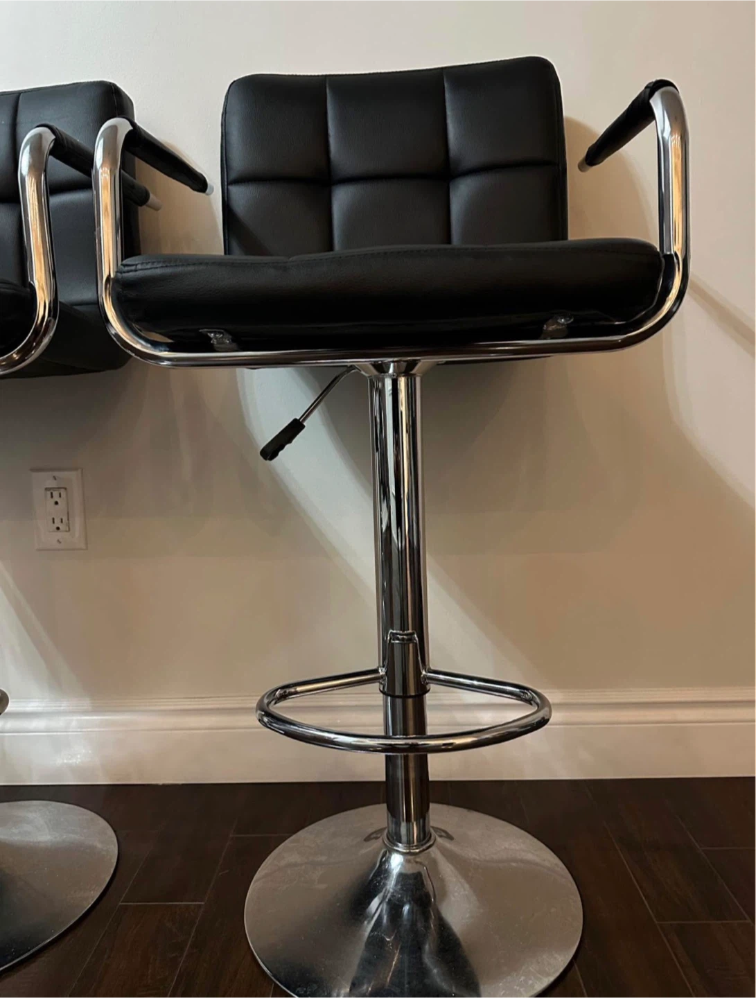 Set of 3 Black Bar Stools - photo 3