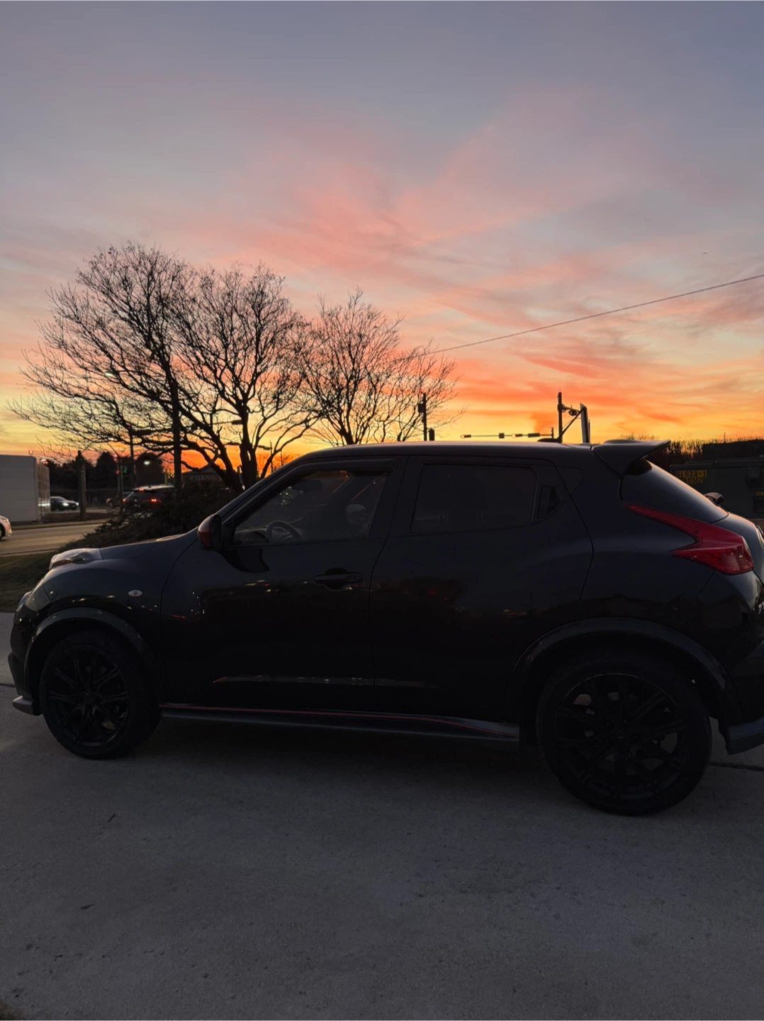 2013 Nissan Juke Nismo - Black - photo 4