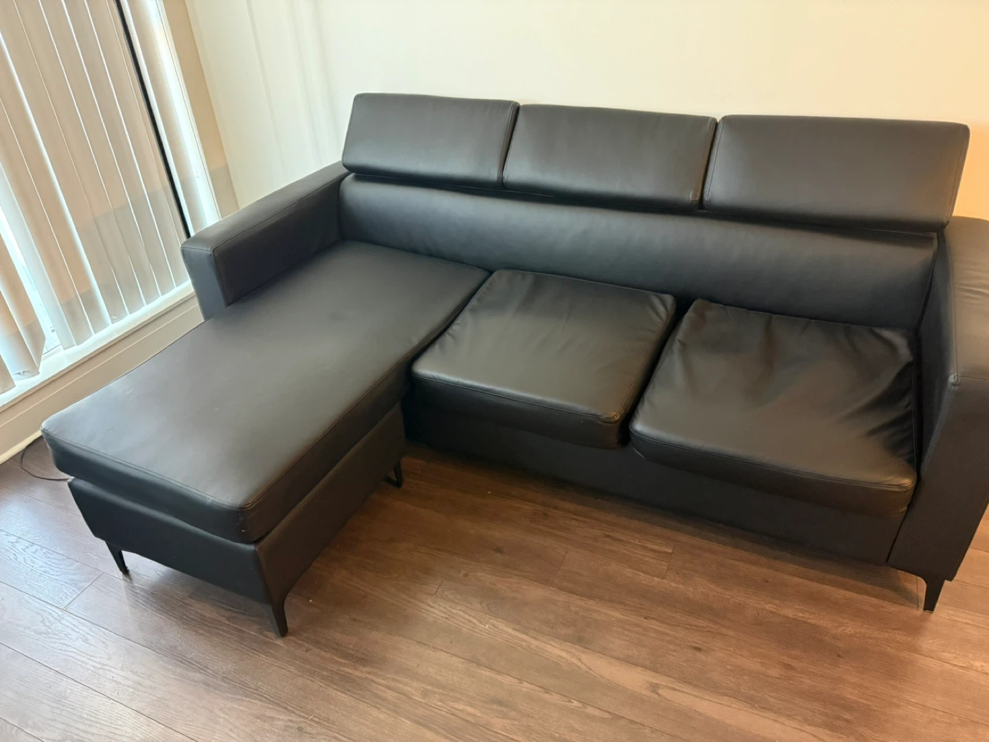 Black Leather Sectional Sofa - photo 2