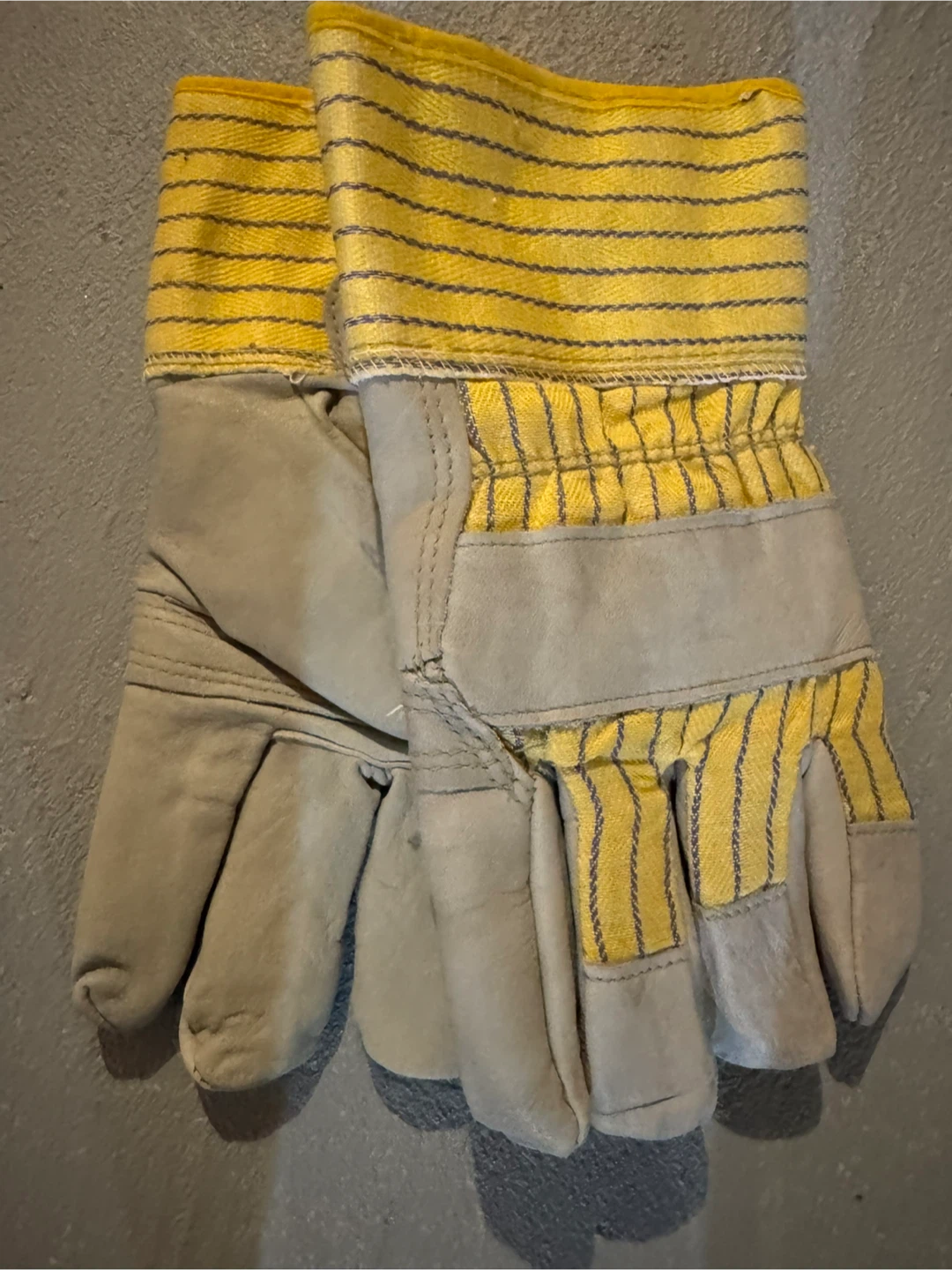 Yellow Work Gloves 10 PAIRS