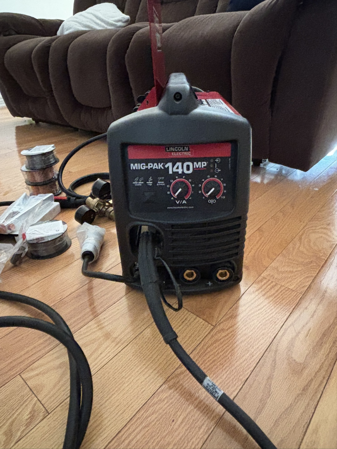 Lincoln Electric MIG-PAK 140 MP Welder - photo 2